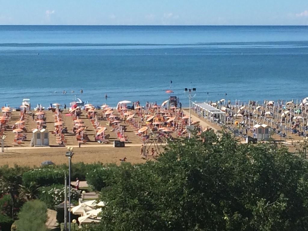 Villa Tripoli Bibione Exterior foto